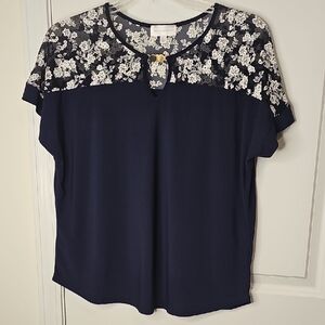 Modern Attraction Floral Lace Navy Blouse Size L‎